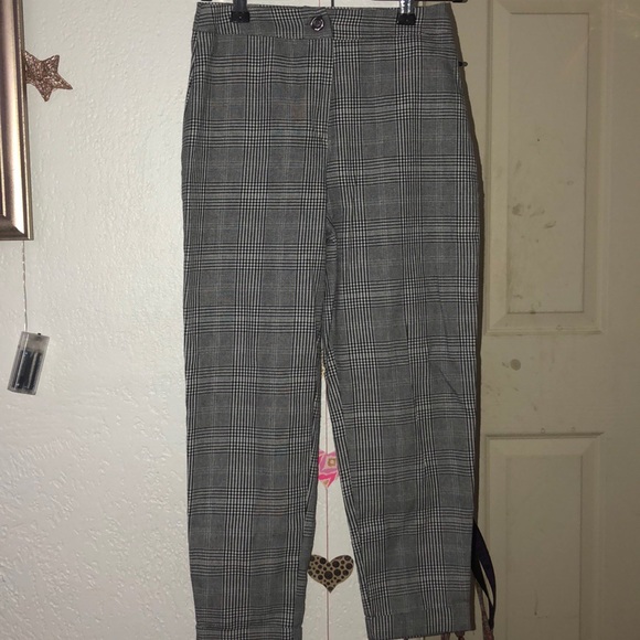 Black and white checkered pants - Picture 2 of 3